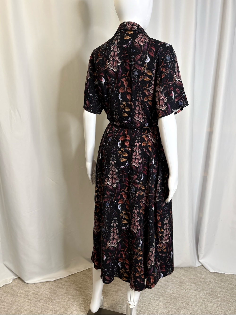 Disturbia Foxglove Midi Shirt Dress Size 8 Dark Floral Woodland Whimsical Print - Picture 7 of 14